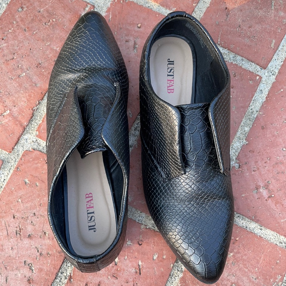 JustFab black faux loafers Size 7